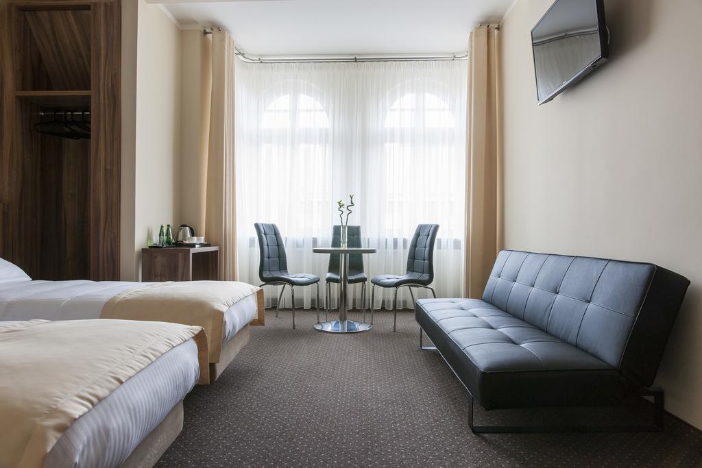 Mandala Hostel & Apartments Poznan Ruang foto